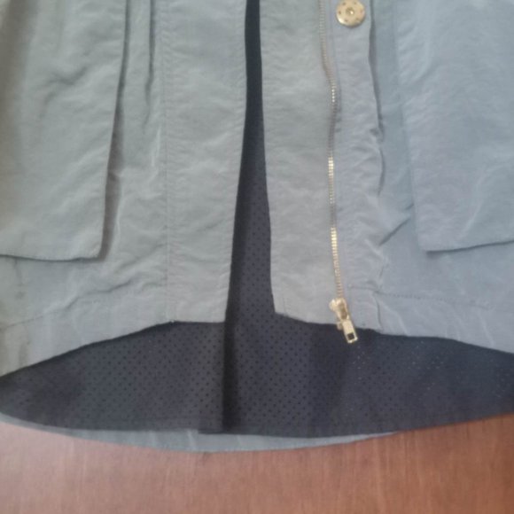 Beautiful Green/Gray Toned Jacket - Picture 12 of 14